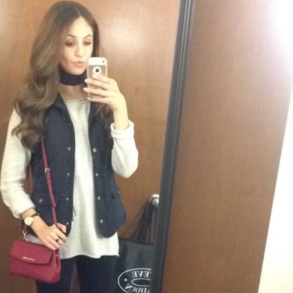 Michael Kors Ava Extra-Small Leather Crossbody - Picture 5 of 9